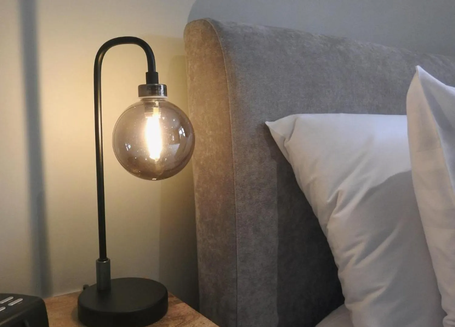 Stylish Modern Apartment With Parking Harrogate
