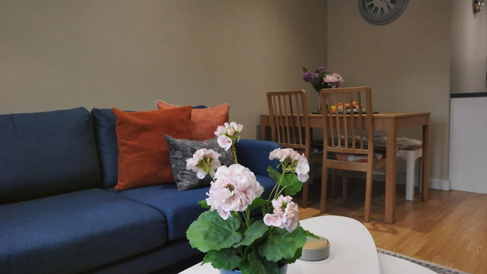 Stylish Modern Apartment With Parking Harrogate Großbritannien